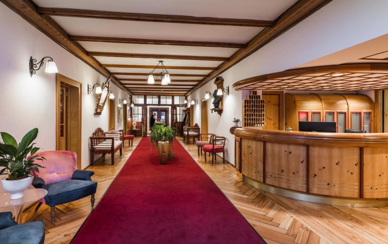 Parkhotel Sole Paradiso San Candido Exterior photo