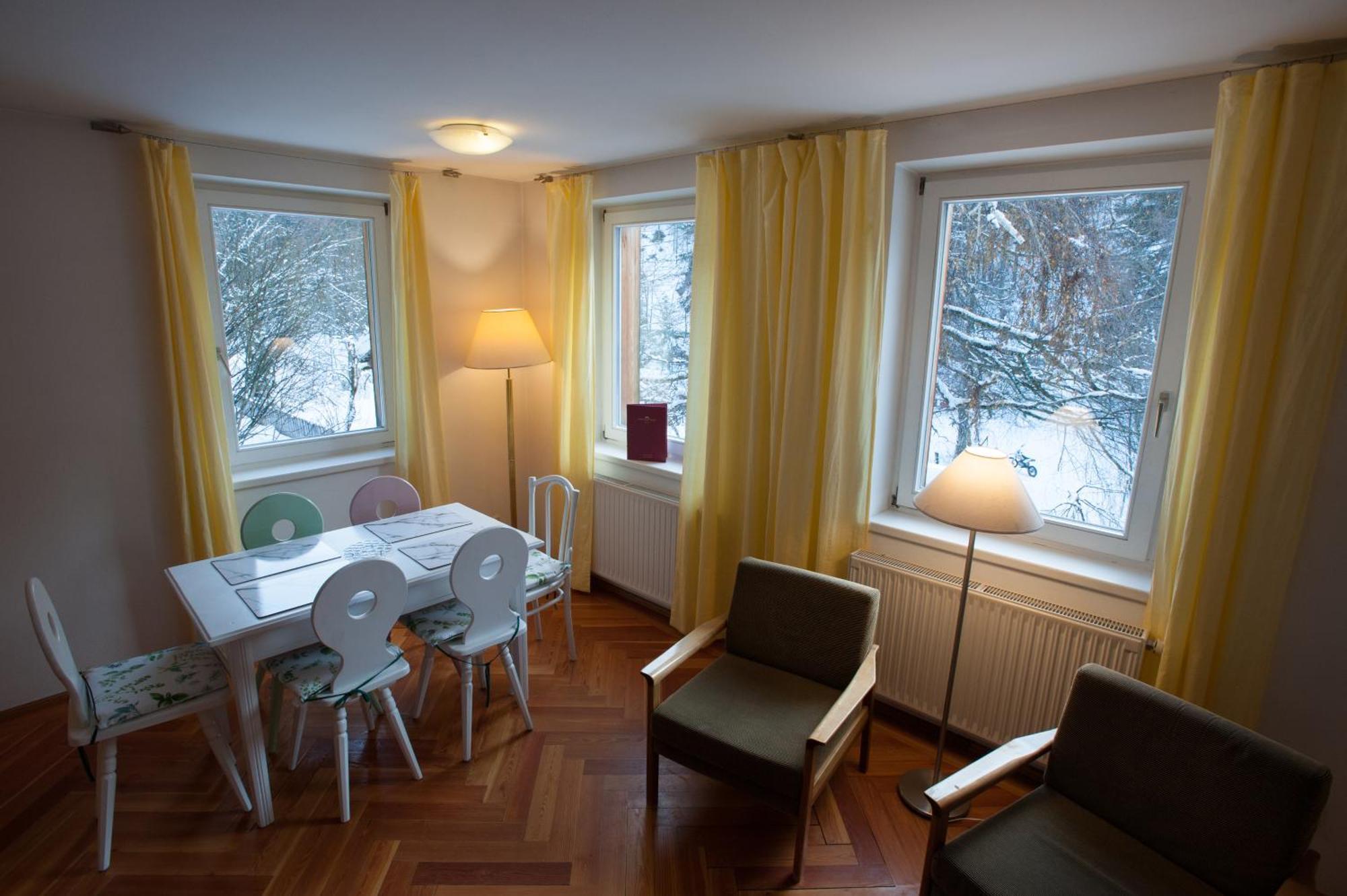 Parkhotel Sole Paradiso San Candido Exterior photo